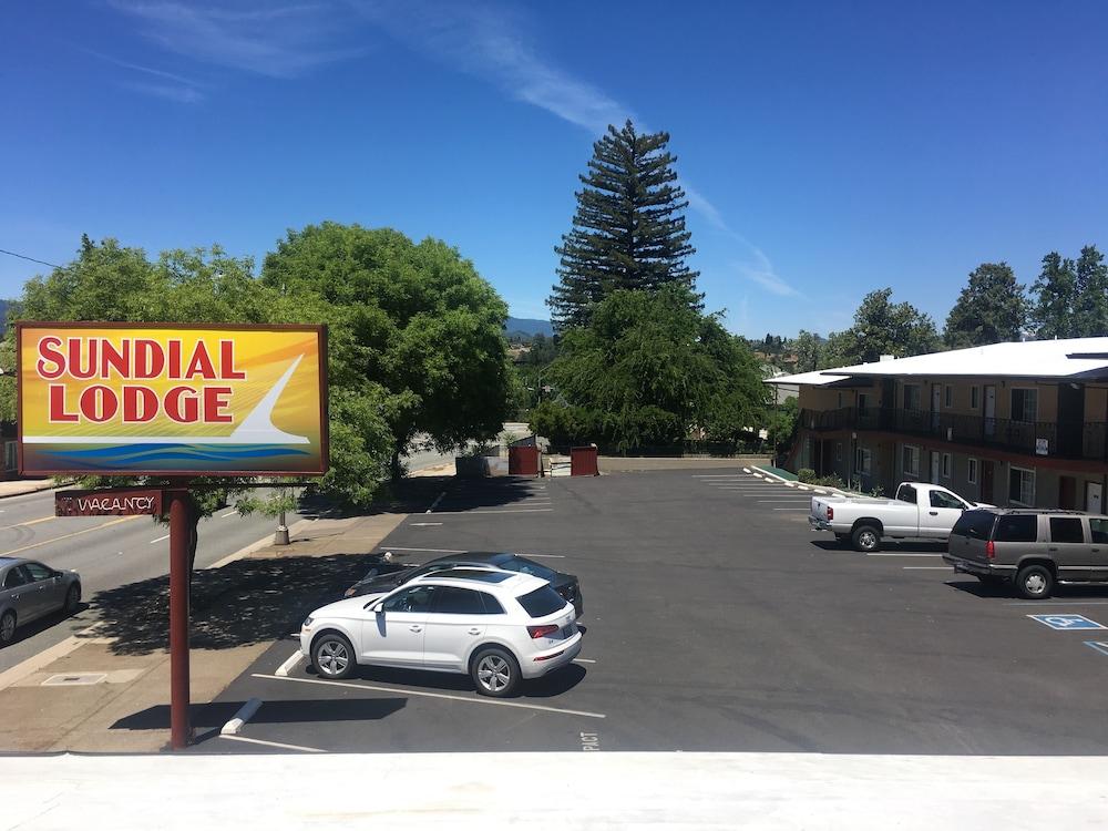 Sundial Lodge Redding Zewnętrze zdjęcie
