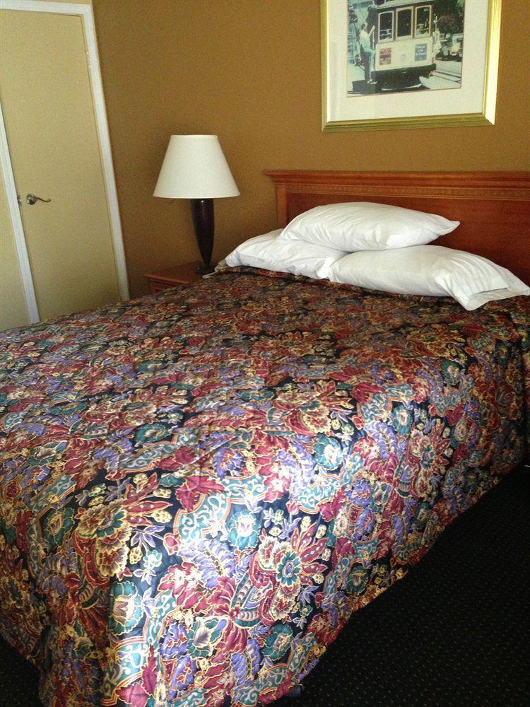 Sundial Lodge Redding Zewnętrze zdjęcie