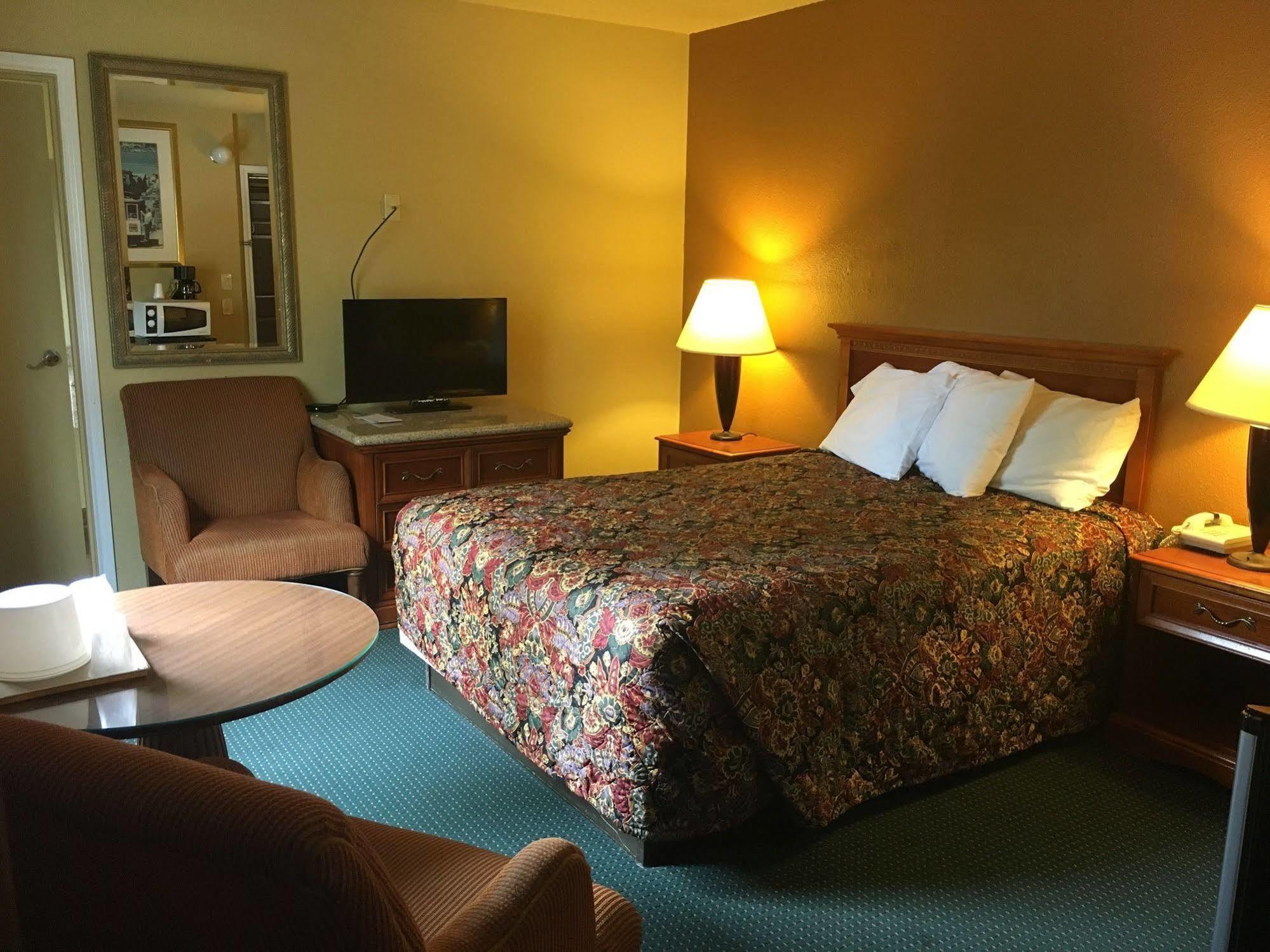 Sundial Lodge Redding Zewnętrze zdjęcie