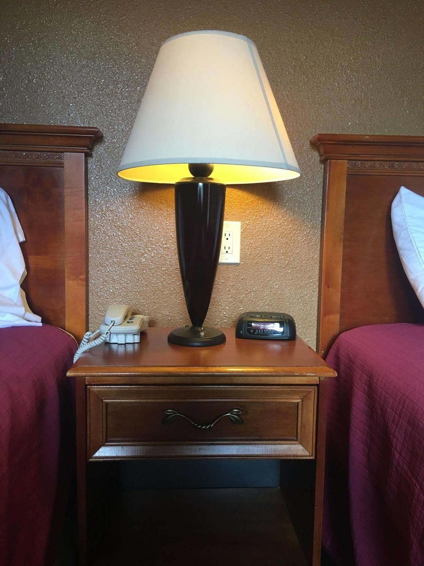 Sundial Lodge Redding Zewnętrze zdjęcie