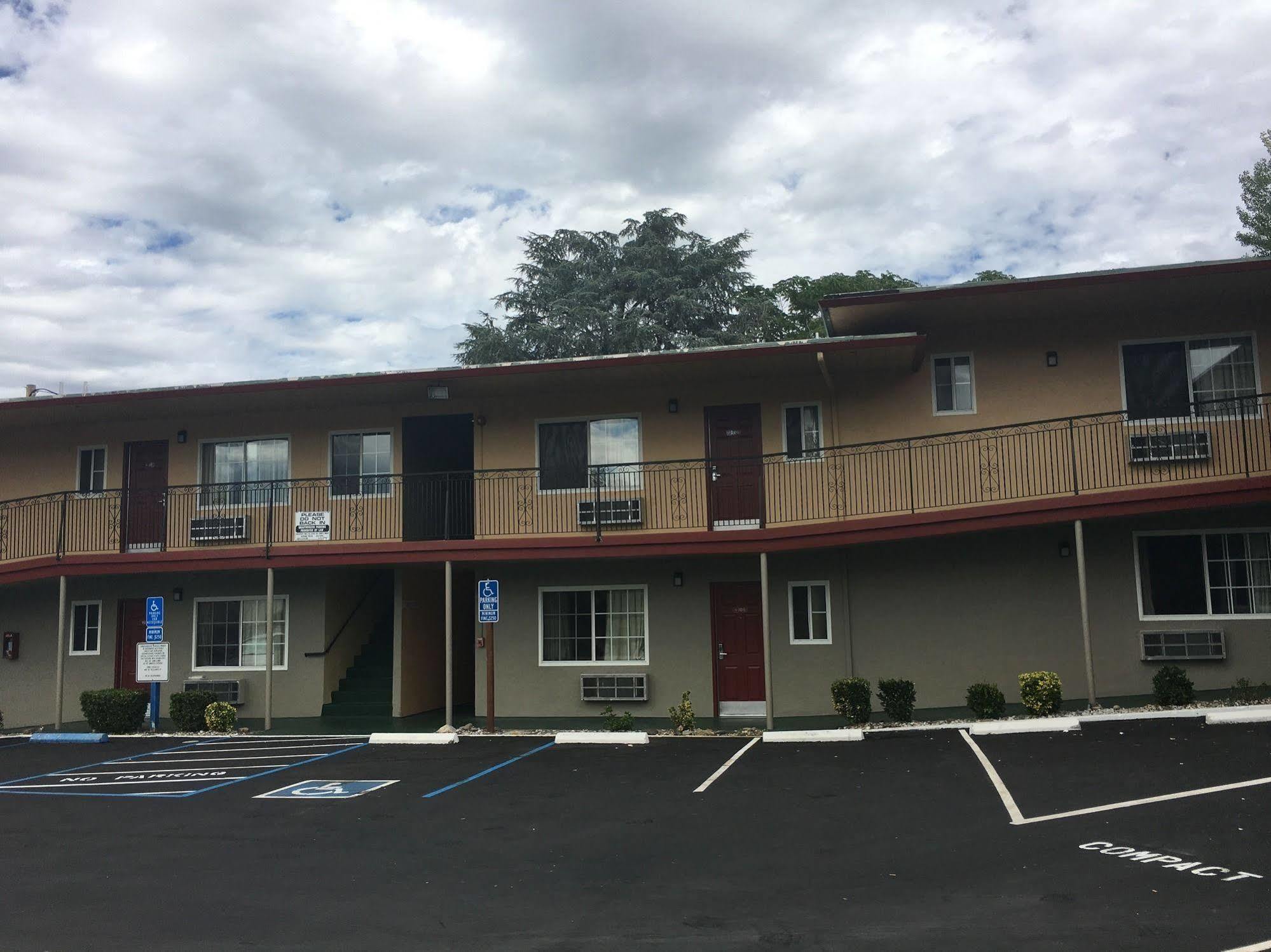 Sundial Lodge Redding Zewnętrze zdjęcie